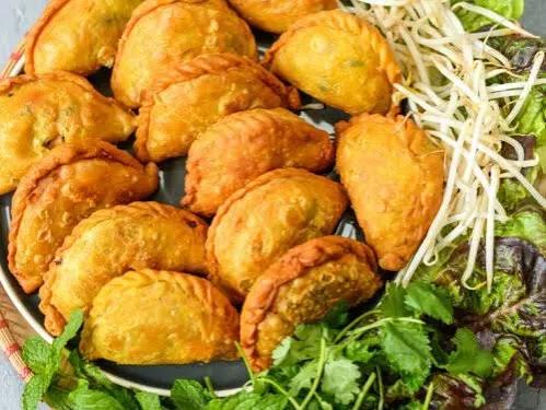 Bánh gối chiên giòn