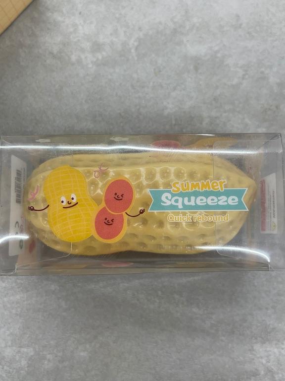 Đồ chơi bóp tay hình đậu phộng Summer Squeeze